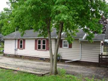 La Crosse, WI: 1305 La Crescent Street