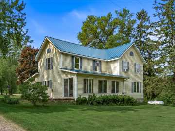Bloomer, WI: 15825 160th Avenue