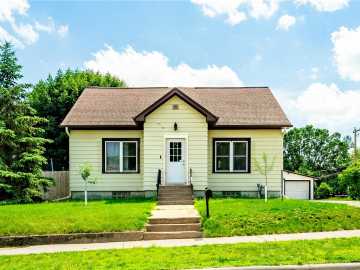 Chippewa Falls, WI: 119 W Elm Street