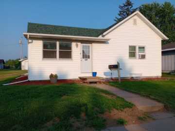 Phillips, WI: 587 S Lake Avenue