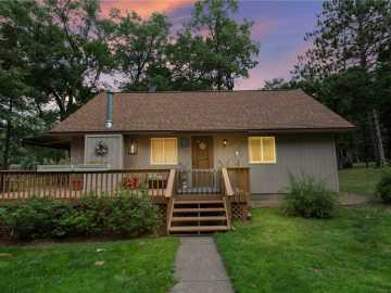 Siren, WI: 24801 Clam Lake Drive