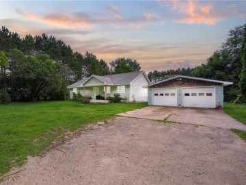 Colfax, WI: E5740 833rd Avenue