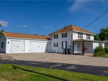 Bruce, WI: 1340 N 2nd Street