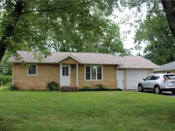 Eau Claire, WI: 2517 Blakeley Avenue