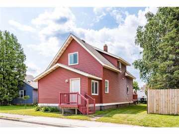 Superior, WI: 4022 E 2nd Street