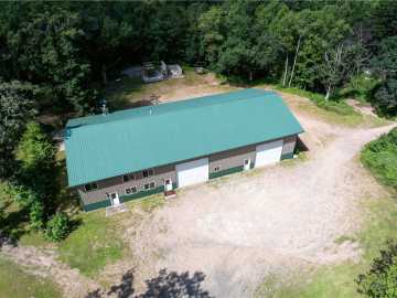 Trego, WI: 8523 Lakeside Rd Road