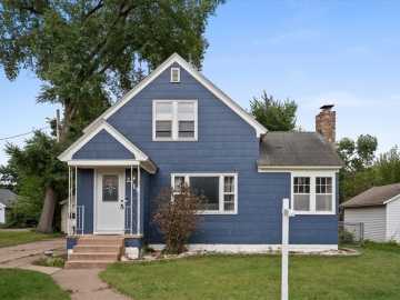 Eau Claire, WI: 2719 4th Street