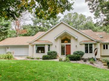 Eau Claire, WI: 1351 Brentwood Terrace