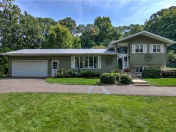 Eau Claire, WI: 1605 Shetland Road