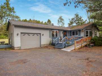 Hayward, WI: 15568 W Davis Avenue
