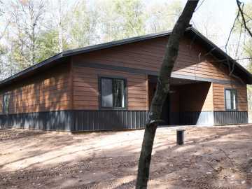 Danbury, WI: 29075 Deerpath Pass