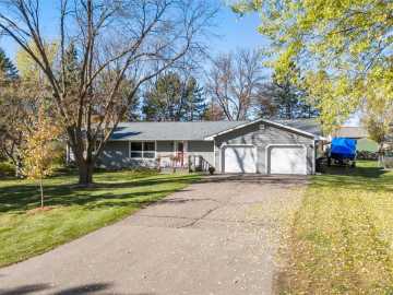 New Richmond, WI: 961 N Shore Drive