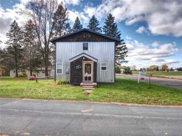 Cumberland, WI: 2523 13th Street