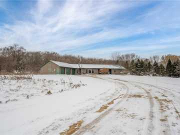 Star Prairie, WI: 2061 10th Avenue