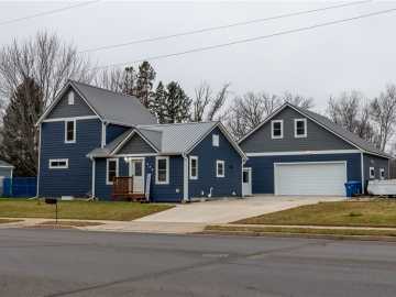 Rice Lake, WI: 338 N Wisconsin Avenue