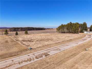 Durand, WI: N6788 Pine Ridge Lane