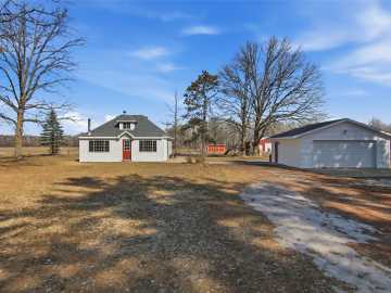 Hayward, WI: W 228 Peters Road