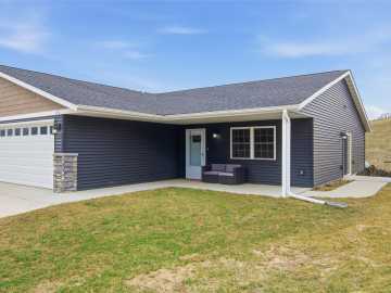 Menomonie, WI: 151 Fairview Court
