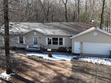 Siren, WI: 6869 Harings Lane