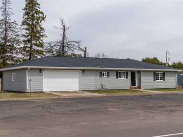 Ladysmith, WI: W8490 Flambeau Avenue
