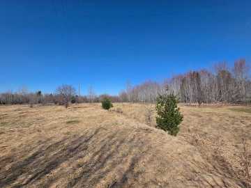 Almena, WI: 00 Ashland Ave W 