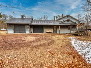 Minong, WI: N 14138 Sandy Shores Drive