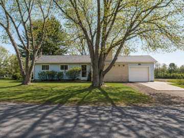 Eau Claire, WI: 1611 Dorret Road