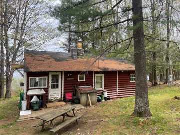 Mellen, WI: 76096 Lake Galilee Road