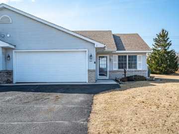New Richmond, WI: 620 Circle Pine Drive