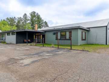 Ogema, WI: N1844 W School House Road