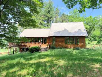 Boyceville, WI: E3495 1210th Avenue