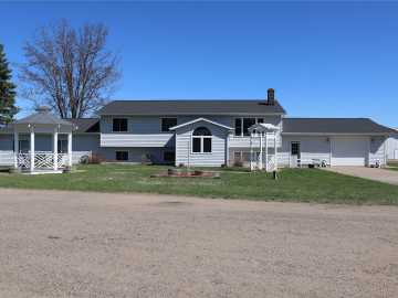Elk Mound, WI: 2435 50th Avenue 