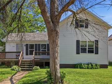 Eau Claire, WI: 1827 Charles Street