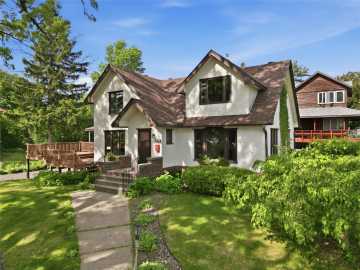 Rice Lake, WI: 28 E Humbird Street