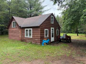 Grantsburg, WI: 20900 E River Road
