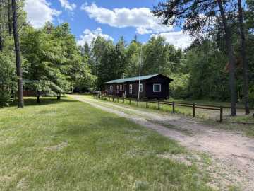 Trego, WI: N7787 Lakeside Road