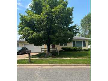 Eau Claire, WI: 2944 Saturn Avenue