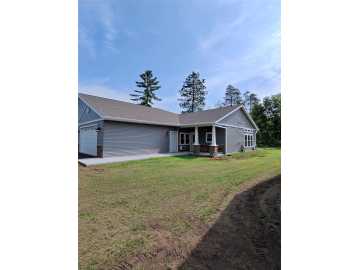 Hayward, WI: 15832 Laura Drive