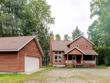 Hayward, WI: 10976 W Crane Lane