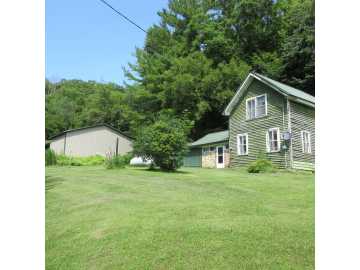 Plum City, WI: W1620 County S Road