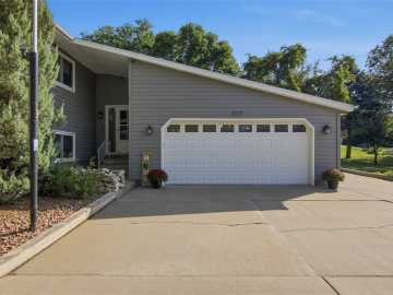 Eau Claire, WI: 3721 Maywood Drive