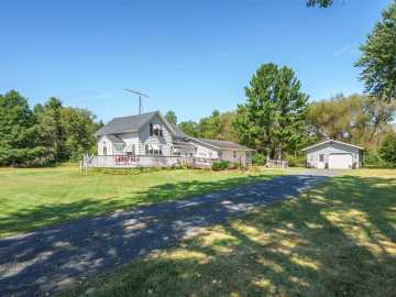 Cadott, WI: 24544 45th Avenue
