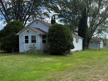 Gilman, WI: 450 E Crumb Street