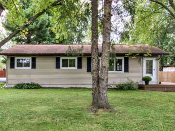 Elk Mound, WI: 301 Wapiti Lane