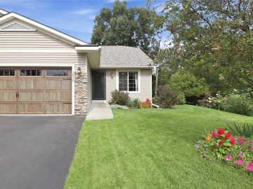 Altoona, WI: 2808 Swallowtail Court