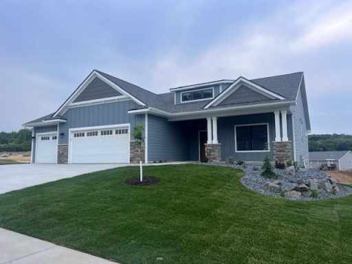 Eau Claire, WI: 5068 Timber Bluff Drive