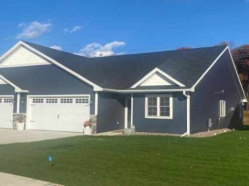 Eau Claire, WI: 5515 Timber Bluff Boulevard