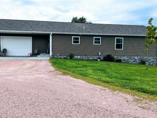 Bloomer, WI: 7970 170th Avenue