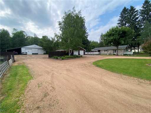 Cornell, WI: 208 Townline Road