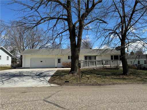 Eau Claire, WI: 2821 Beverly Hills Drive